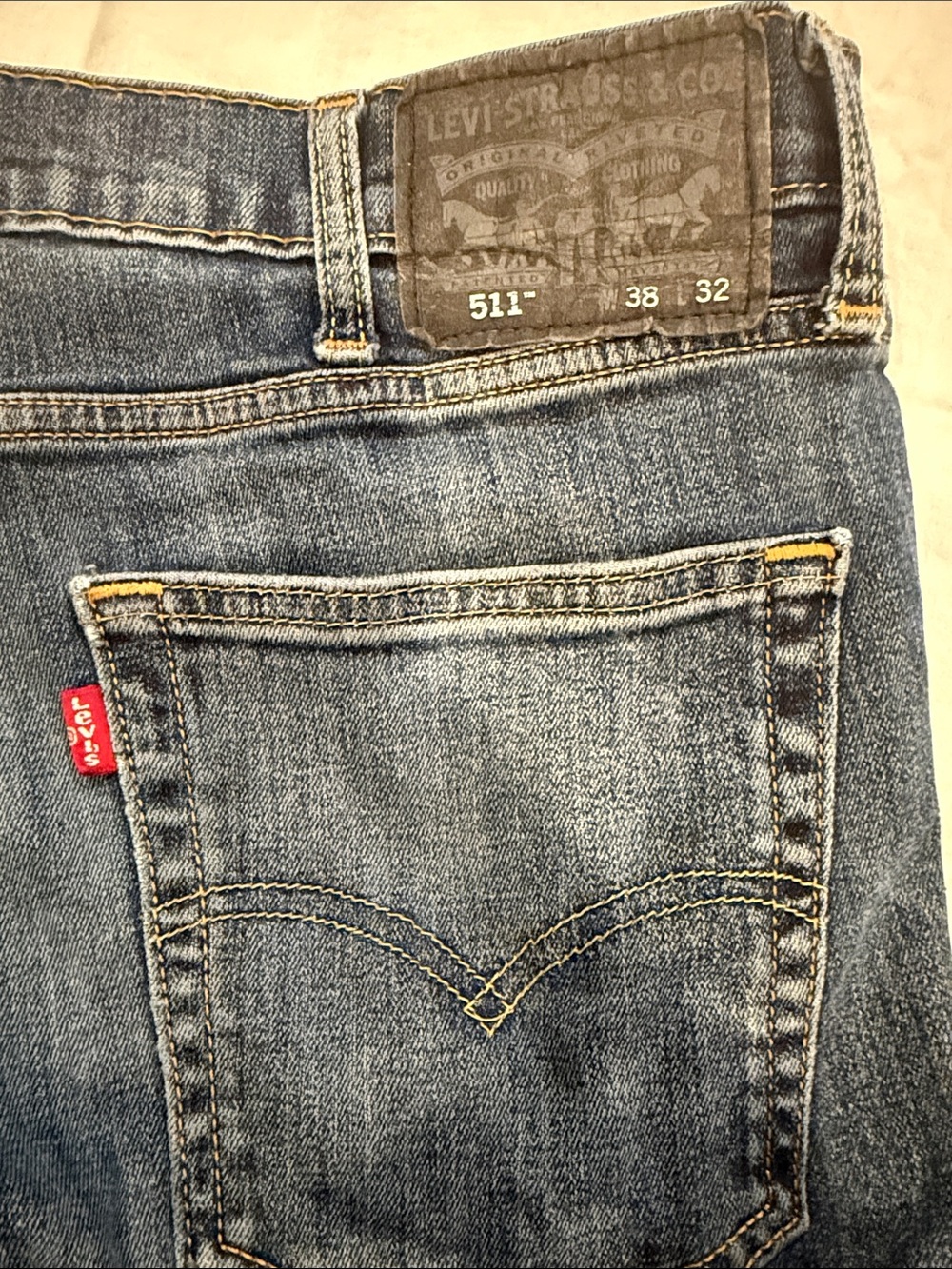 Levi's 511 Men's Straight Jeans in Dark Washed Blue - Picture 2 of 4